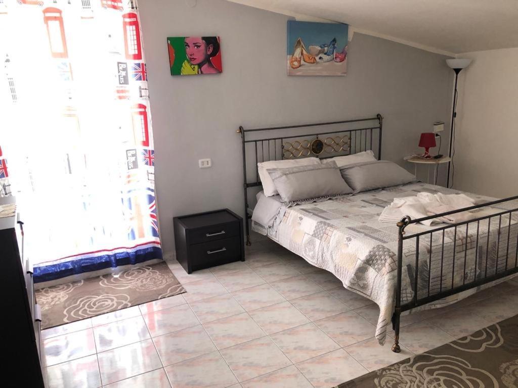 Casa Vacanza Da Nusco เนเปิลส์ ภายนอก รูปภาพ